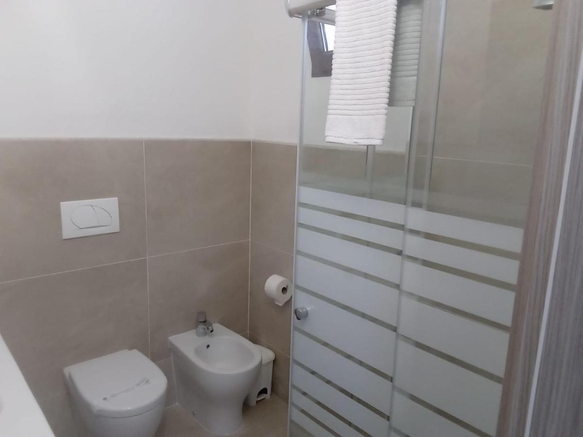 Ferienwohnung Casa Stefania 3 Mandello del Lario Exterior foto